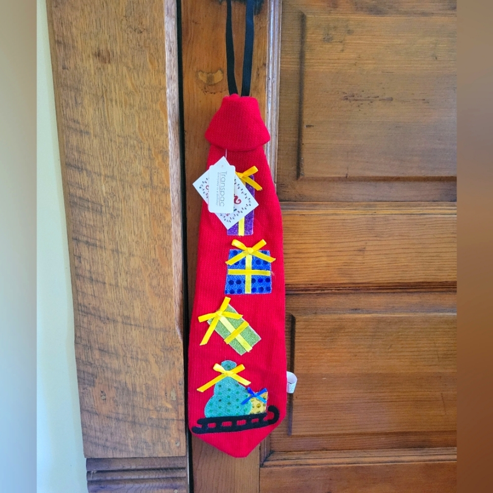 Nwt knit ugly sweater style decorative tie